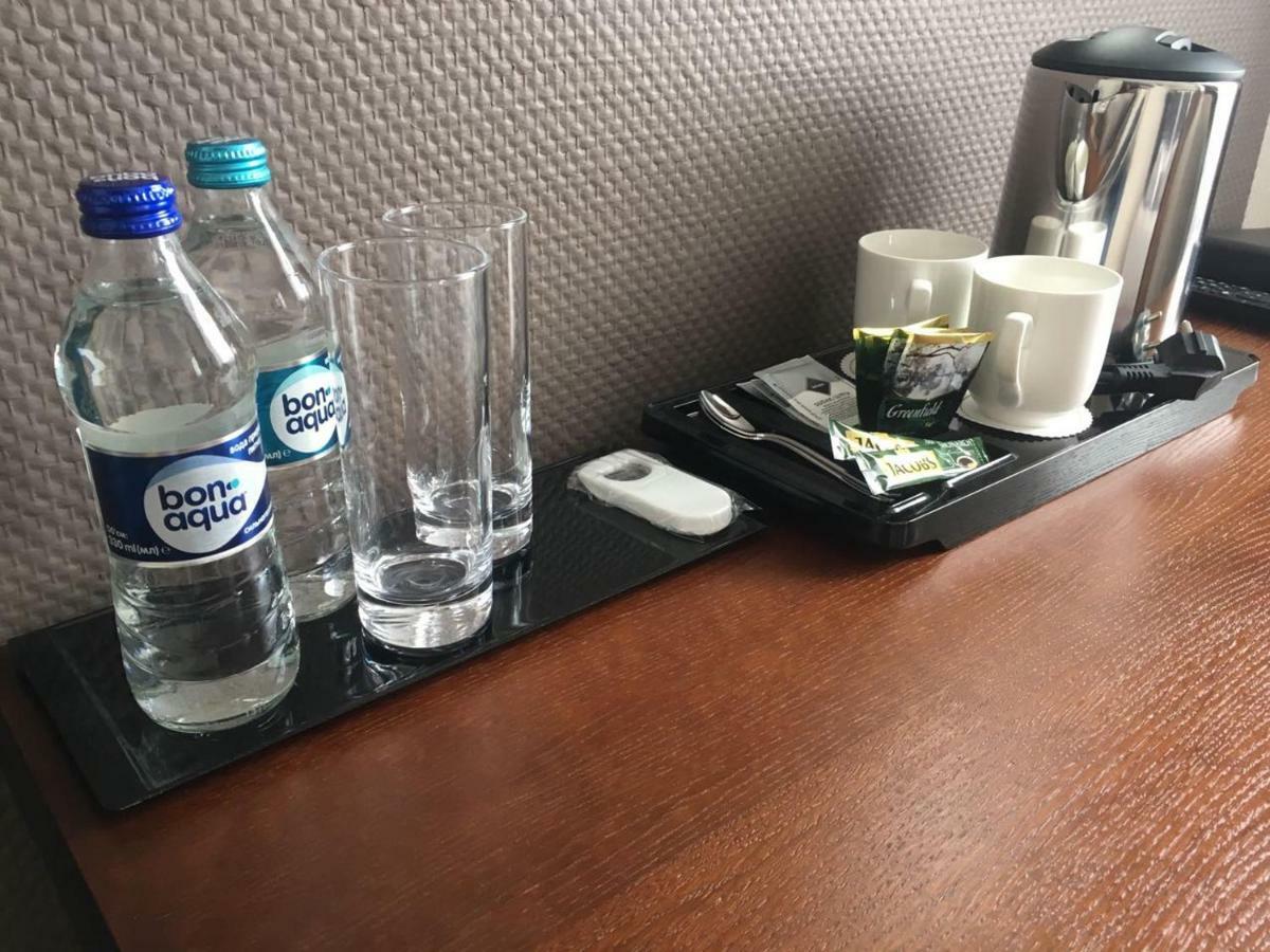 Hotel Meridian Броды Экстерьер фото