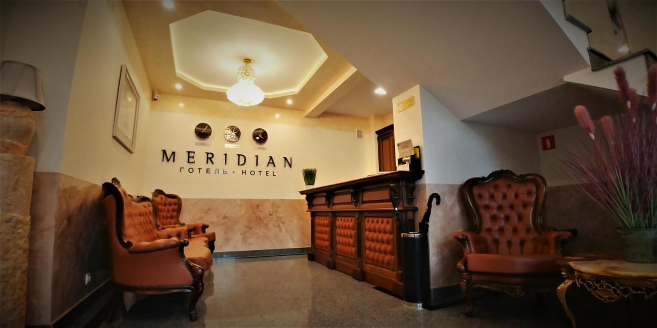 Hotel Meridian Броды Экстерьер фото