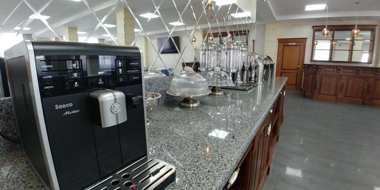Hotel Meridian Броды Экстерьер фото