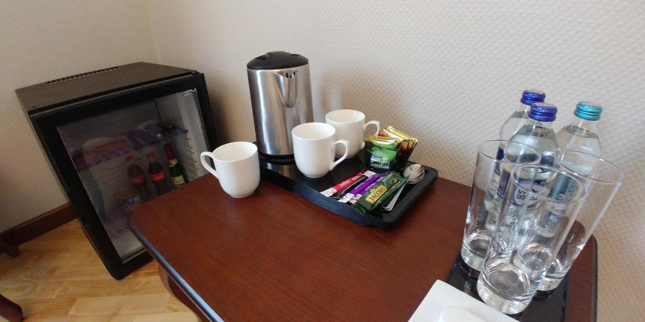 Hotel Meridian Броды Экстерьер фото